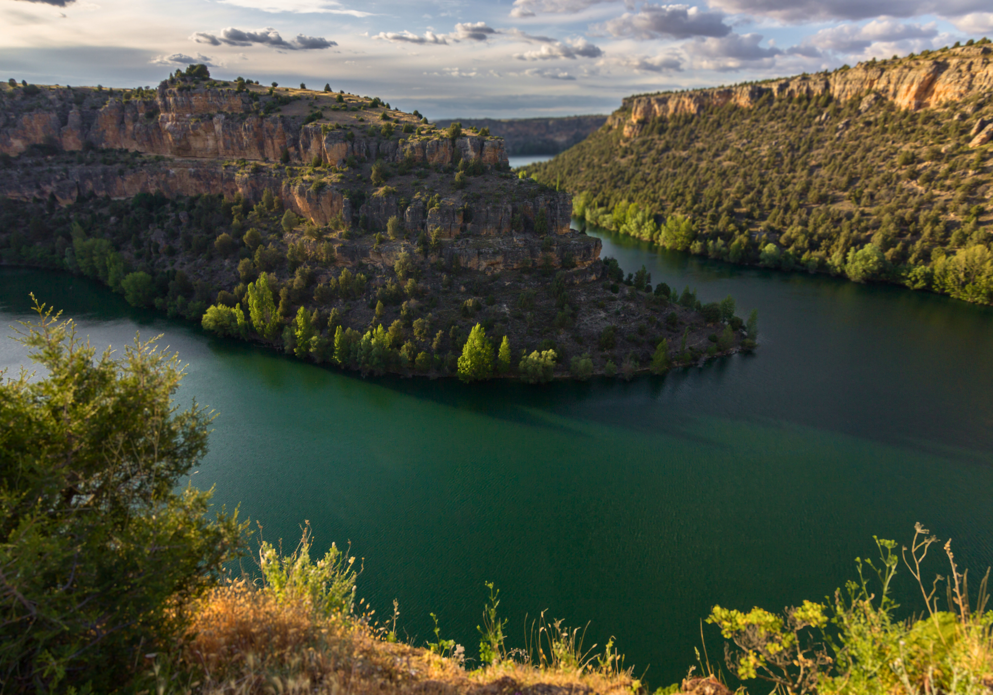 Hoces del Duratón: desconectar entre cañones y cielo abierto