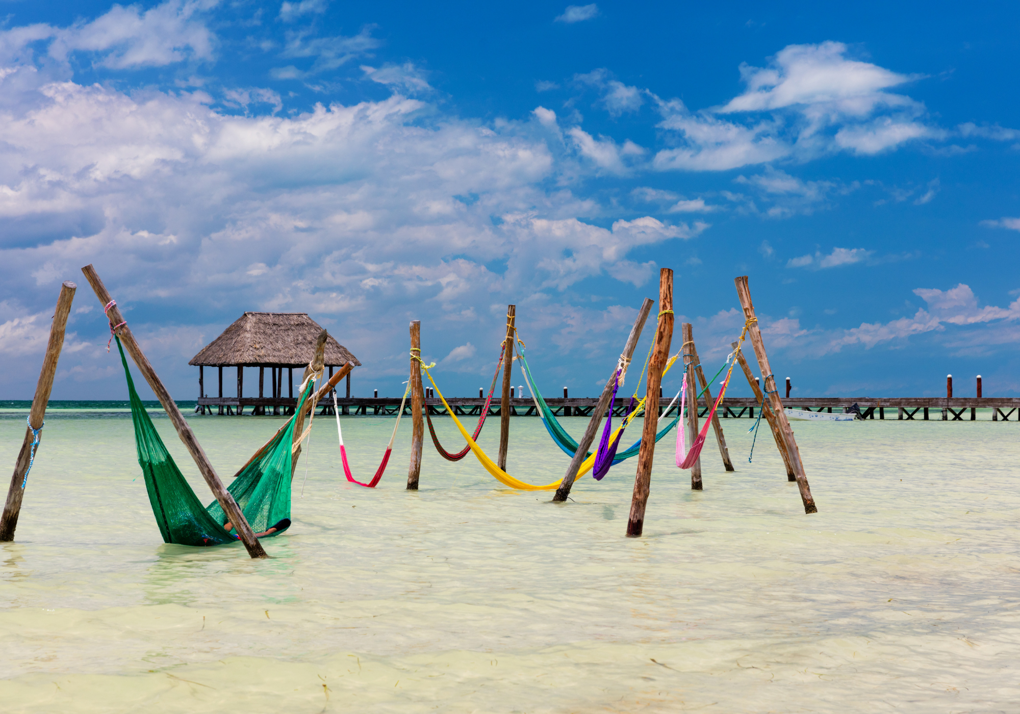 Isla Holbox: playas, flamencos y bioluminiscencia en el Caribe